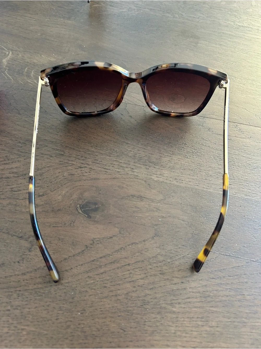 Jones New York tortoise good sunglasses